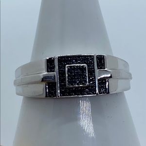 Men’s black diamond ring. Sterling silver band